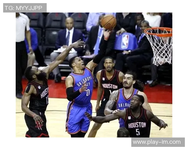 加兰表现平平9投5中三分球命中率50贡献12分1助攻但正负值惨淡32