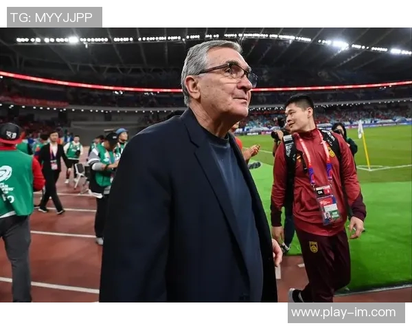 斯波强调约维奇需把握每一天提升自我机会期待他不久后展现实力